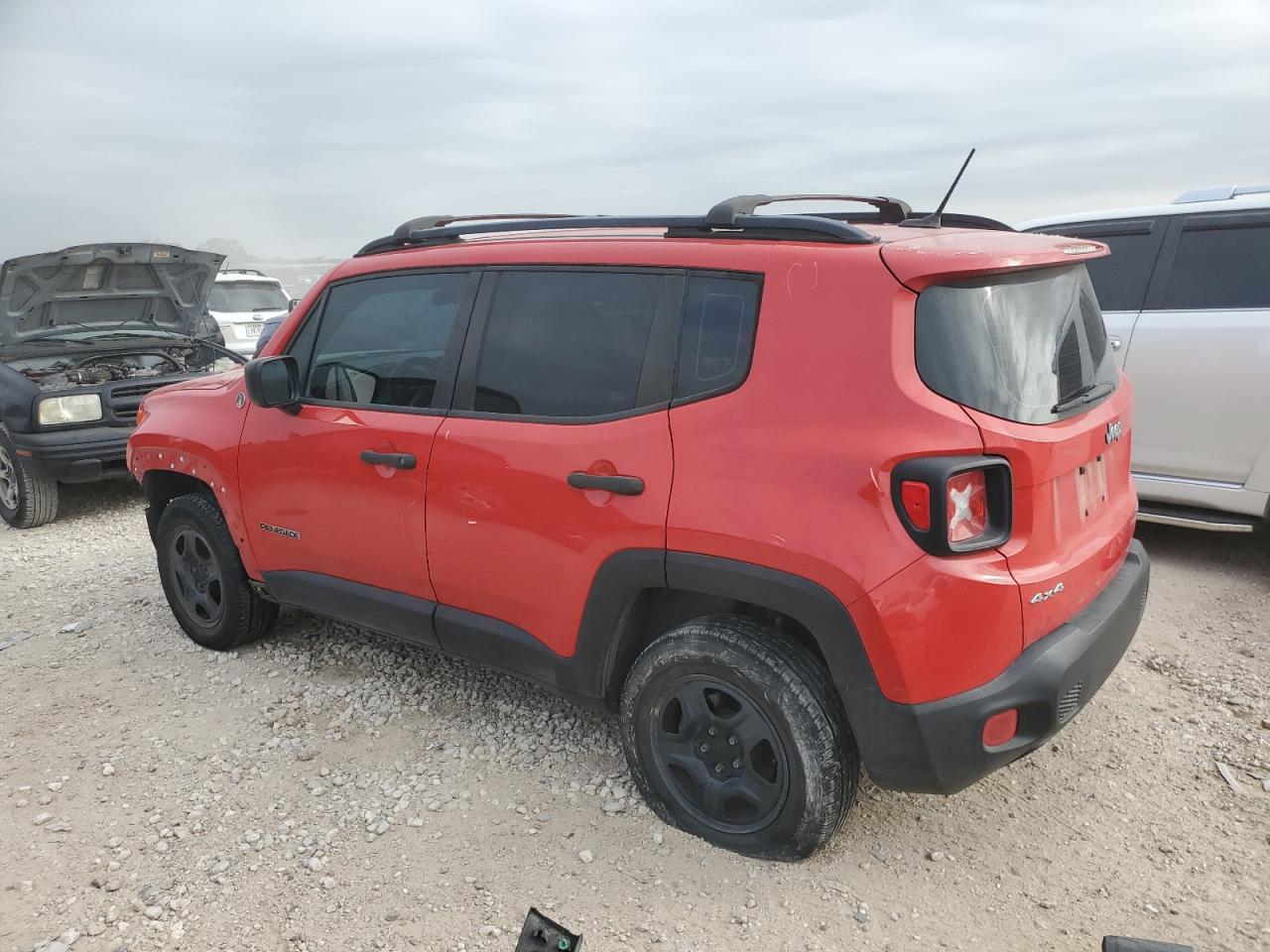 VIN ZACCJBAT0FPC20532 2015 JEEP RENEGADE no.2