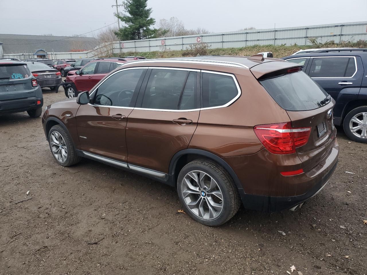 VIN 5UXWX9C35H0W67351 2017 BMW X3 no.2