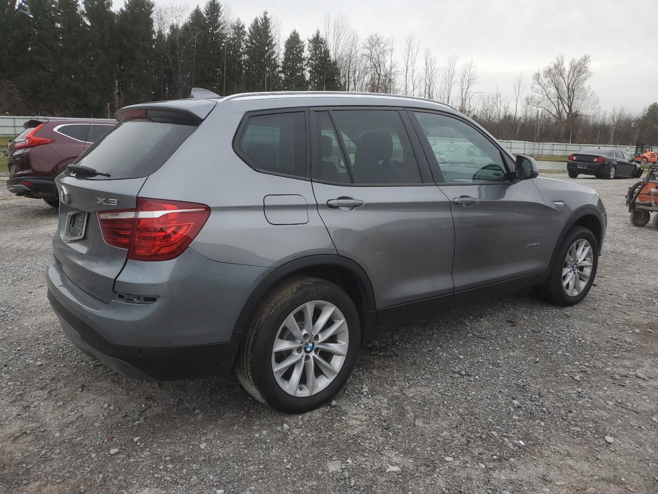 VIN 5UXWX9C33H0T16695 2017 BMW X3 no.3