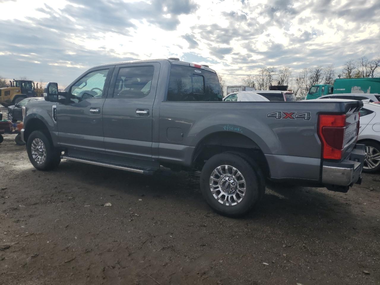 2022 Ford F250 - Image 2