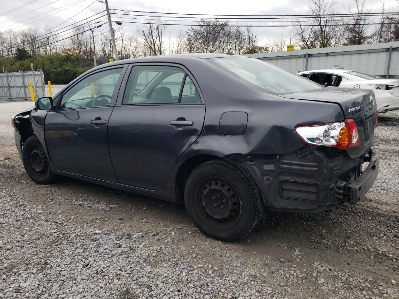 2009 Toyota Corolla - Image 2