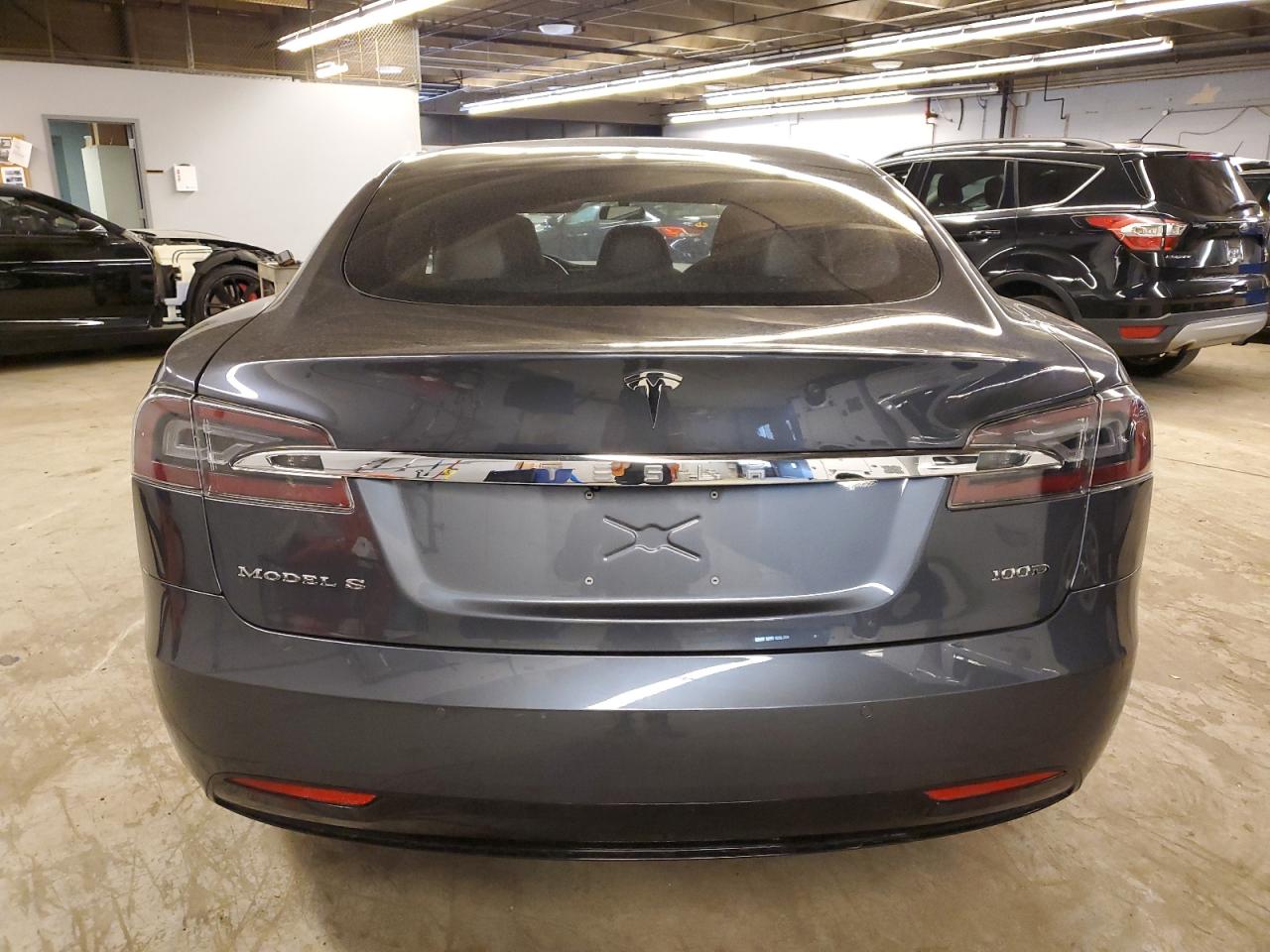 2017 Tesla Model S VIN: 5YJSA1E2XHF229241 Lot: 82324654