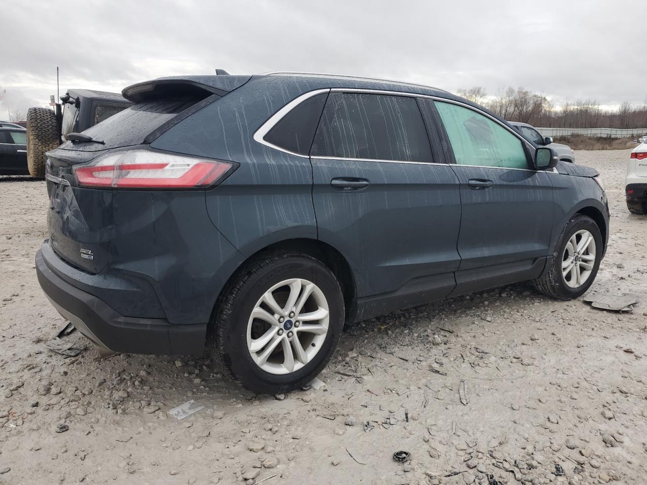 2019 Ford Edge - Image 3