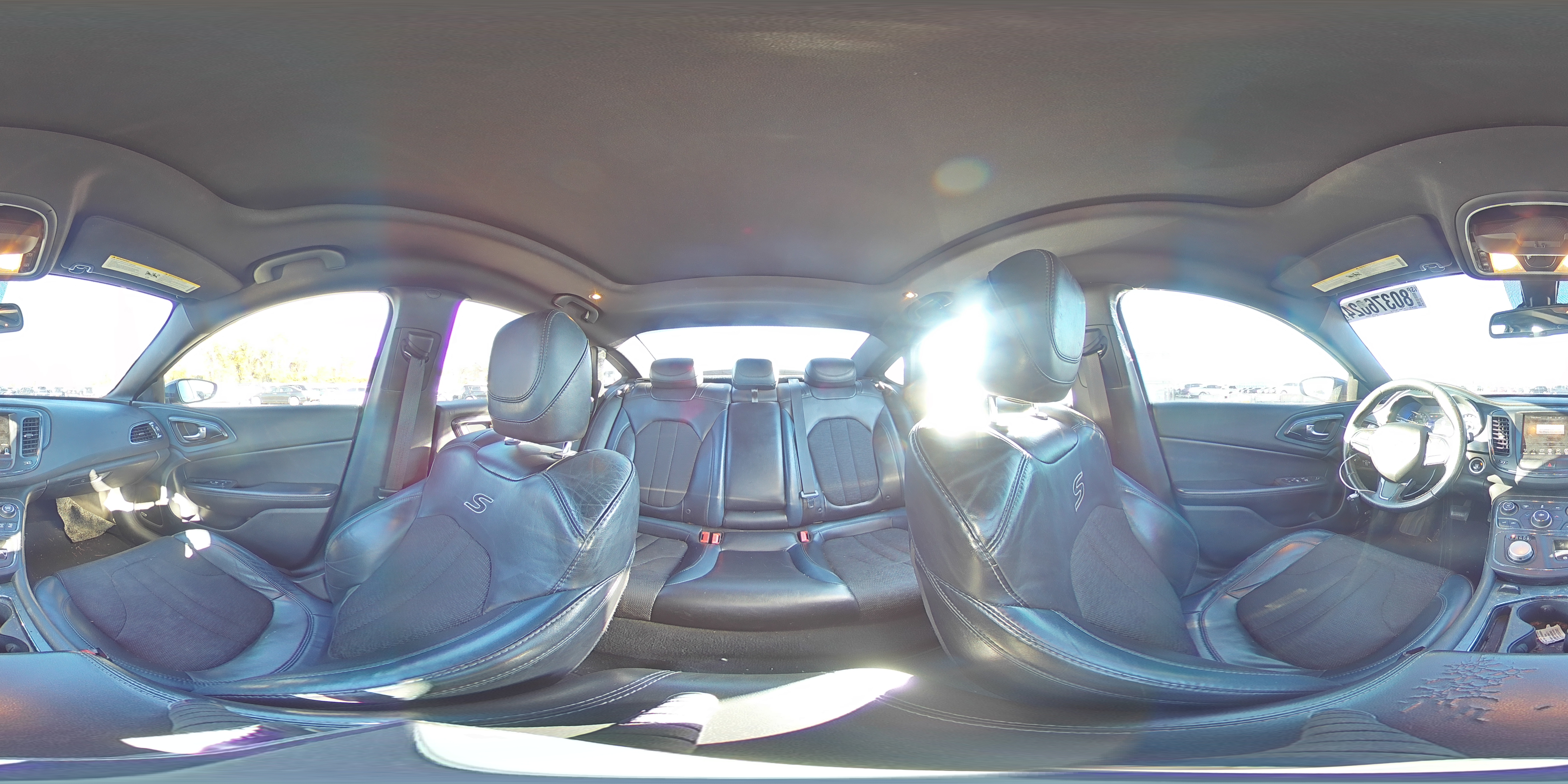 2015 Chrysler 200 - Image 13