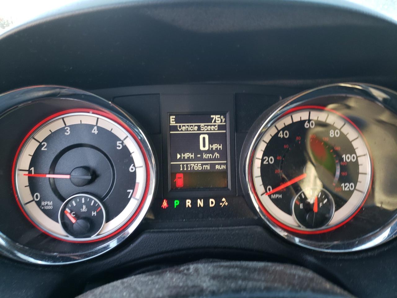2019 Dodge Caravan - Image 9