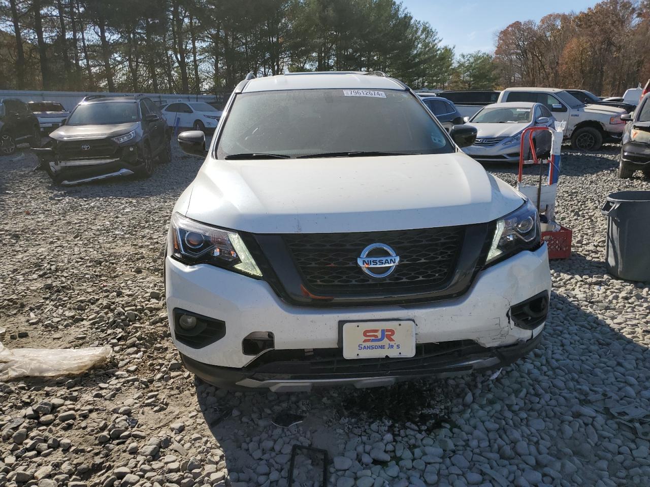 2020 Nissan Pathfinder - Image 5