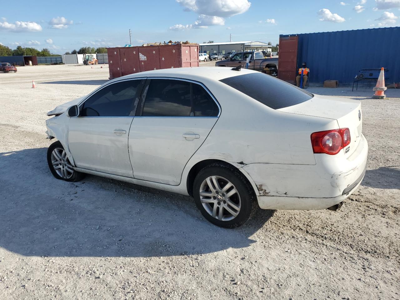 2007 Volkswagen Jetta - Image 2