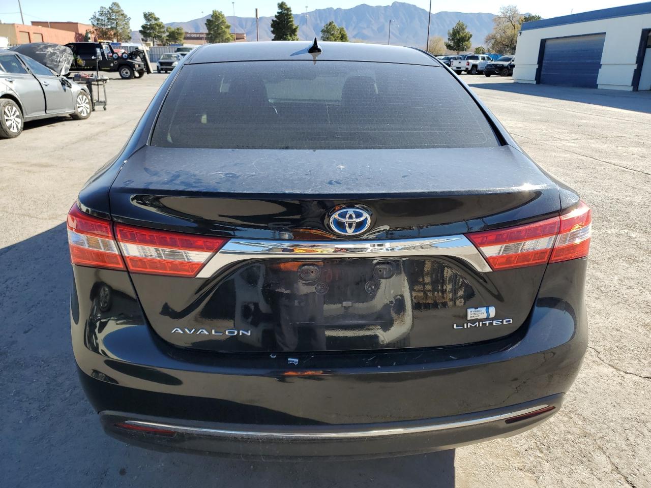 2013 Toyota Avalon - Image 6