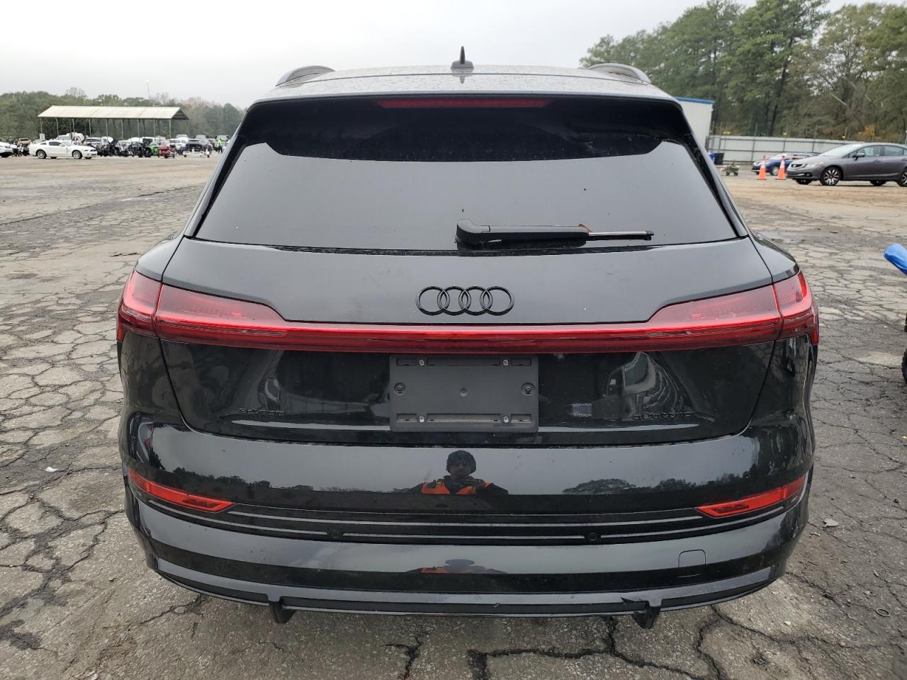 VIN WA1VABGE9PB017243 2023 AUDI E-TRON CHR no.6