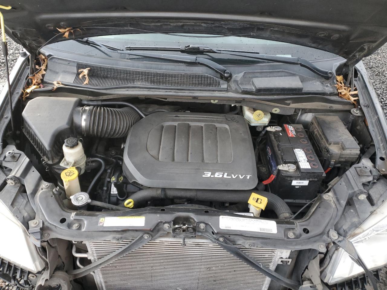 2012 Dodge Caravan - Image 12