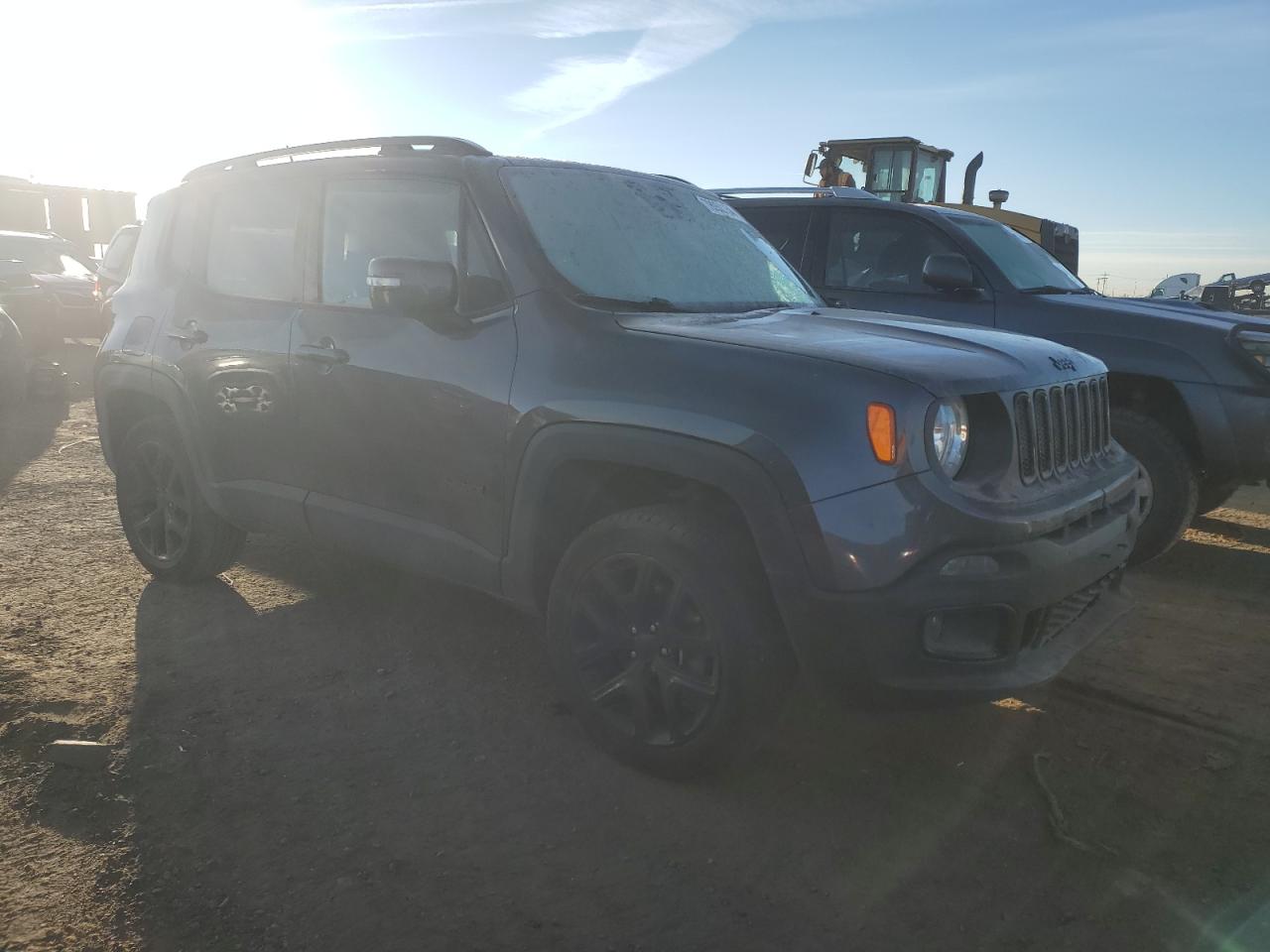 2017 Jeep Renegade - Image 4
