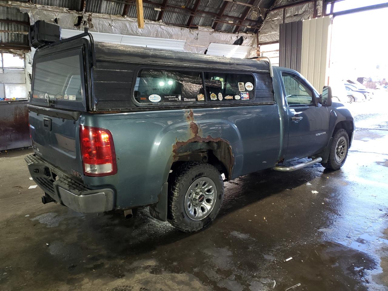 2011 GMC Sierra - Image 3