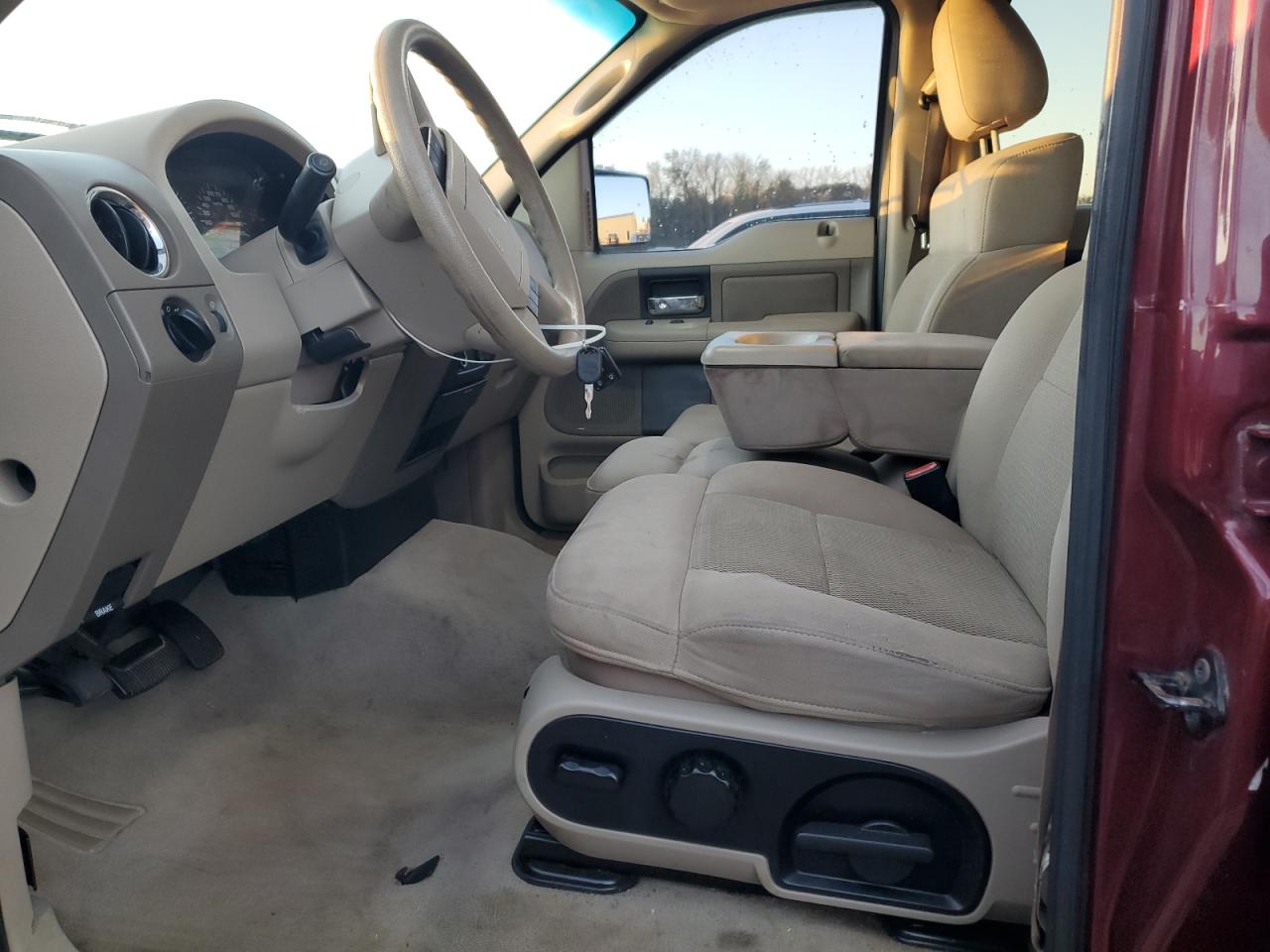 2004 Ford F-150 - Image 7
