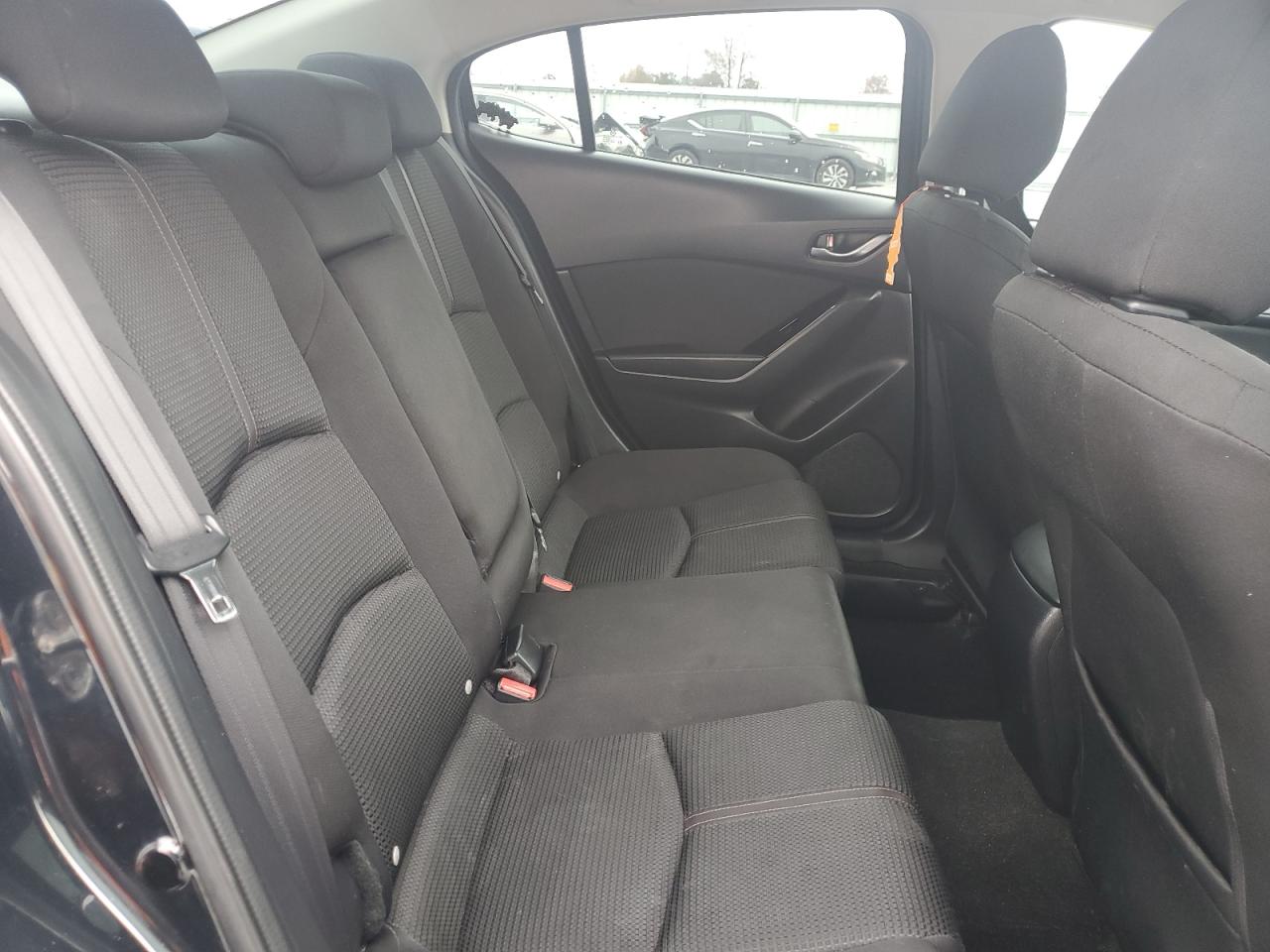 2017 Mazda 3 - Image 10