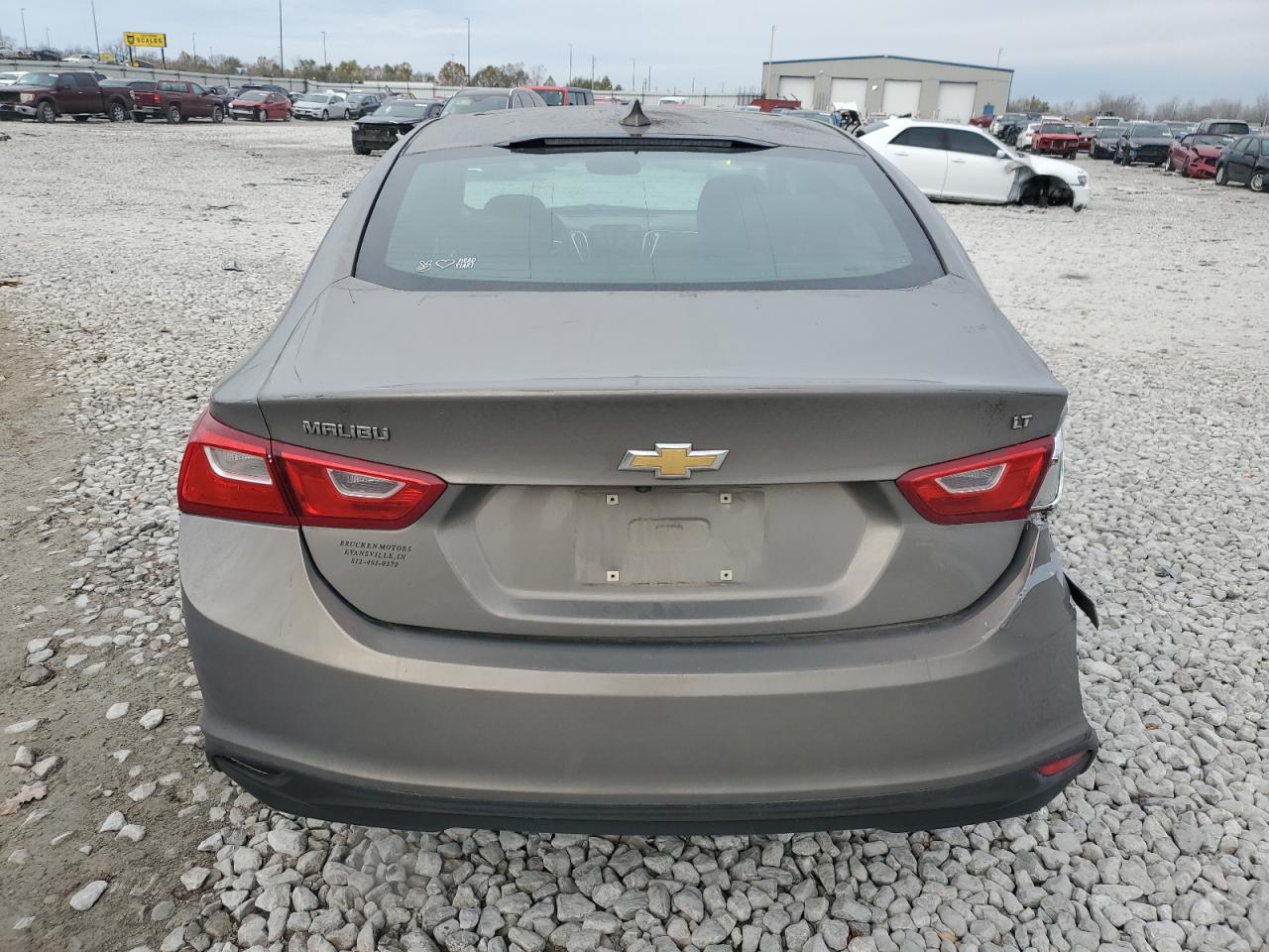 VIN 1G1ZD5ST9JF137221 2018 CHEVROLET MALIBU no.6