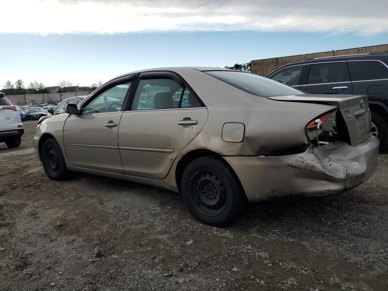 2003 Toyota Camry Le VIN: 4T1BE30K43U717278 Lot: 81727904