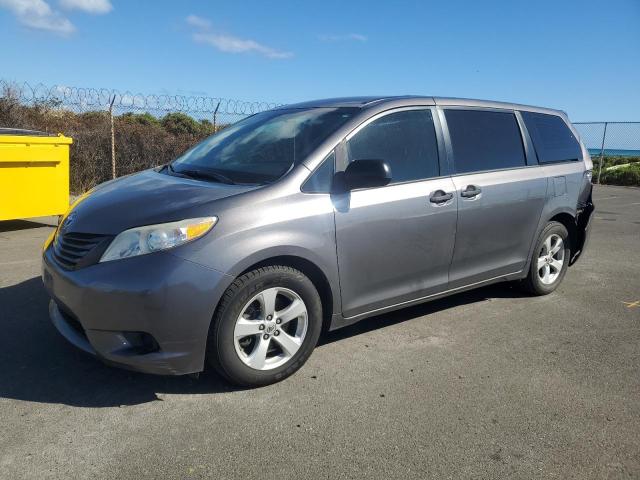 2017 Toyota Sienna 