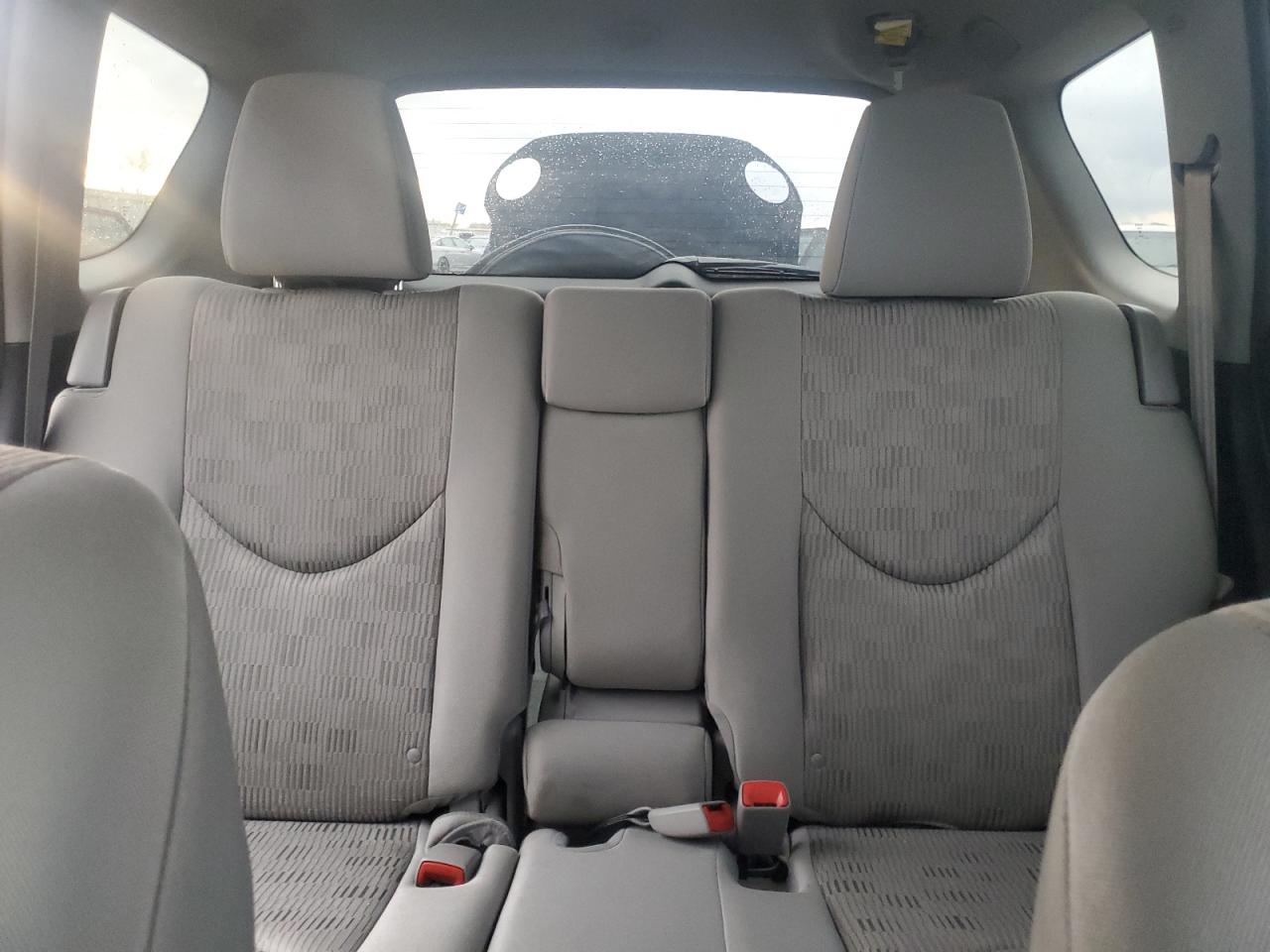 2012 Toyota RAV 4 - Image 10