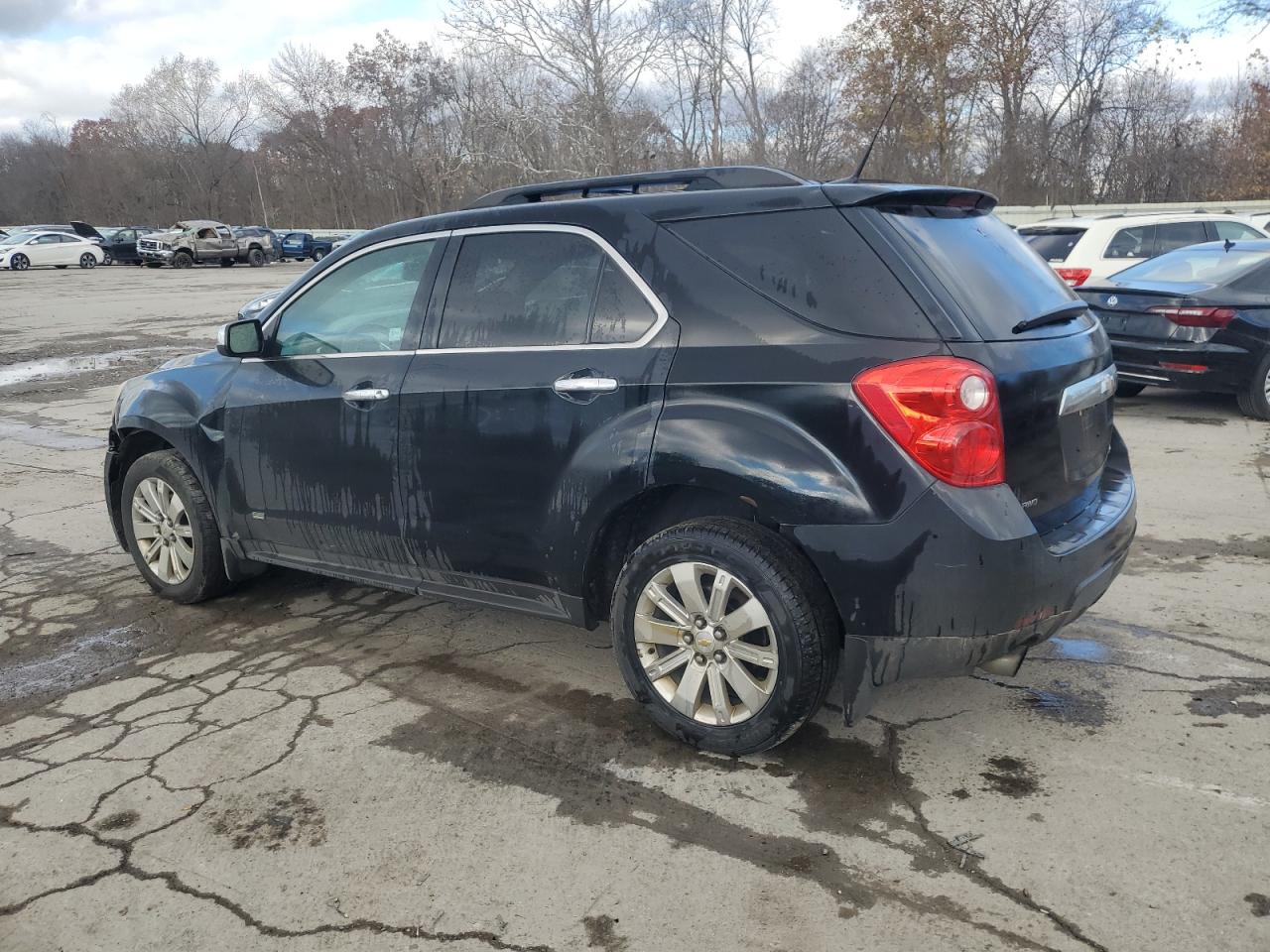 2011 Chevrolet Equinox - Image 2