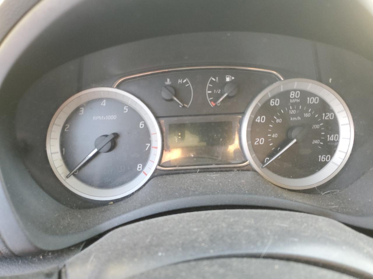 2013 Nissan Sentra - Image 9