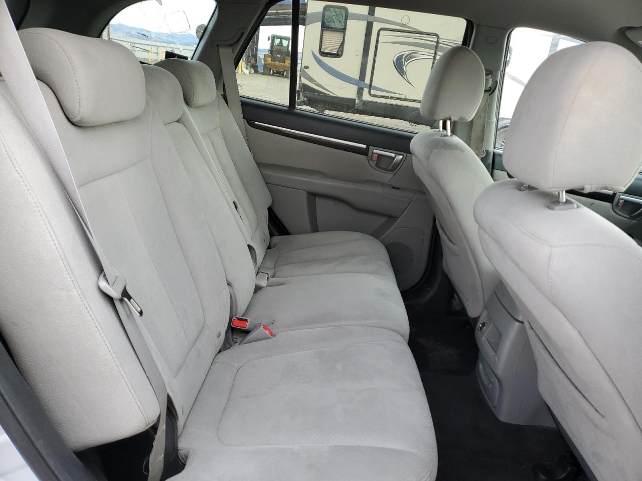 2009 Hyundai Santa Fe - Image 11