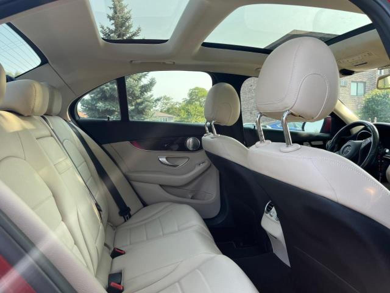 2018 Mercedes-Benz C 300 4Matic VIN: 55SWF4KBXJU235666 Lot: 82494104