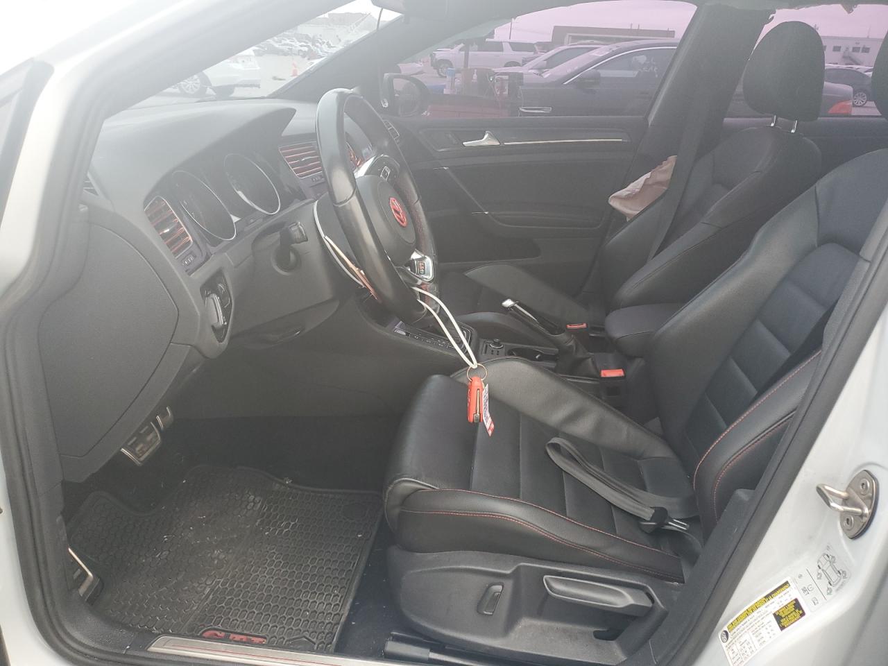2018 Volkswagen GTI - Image 7