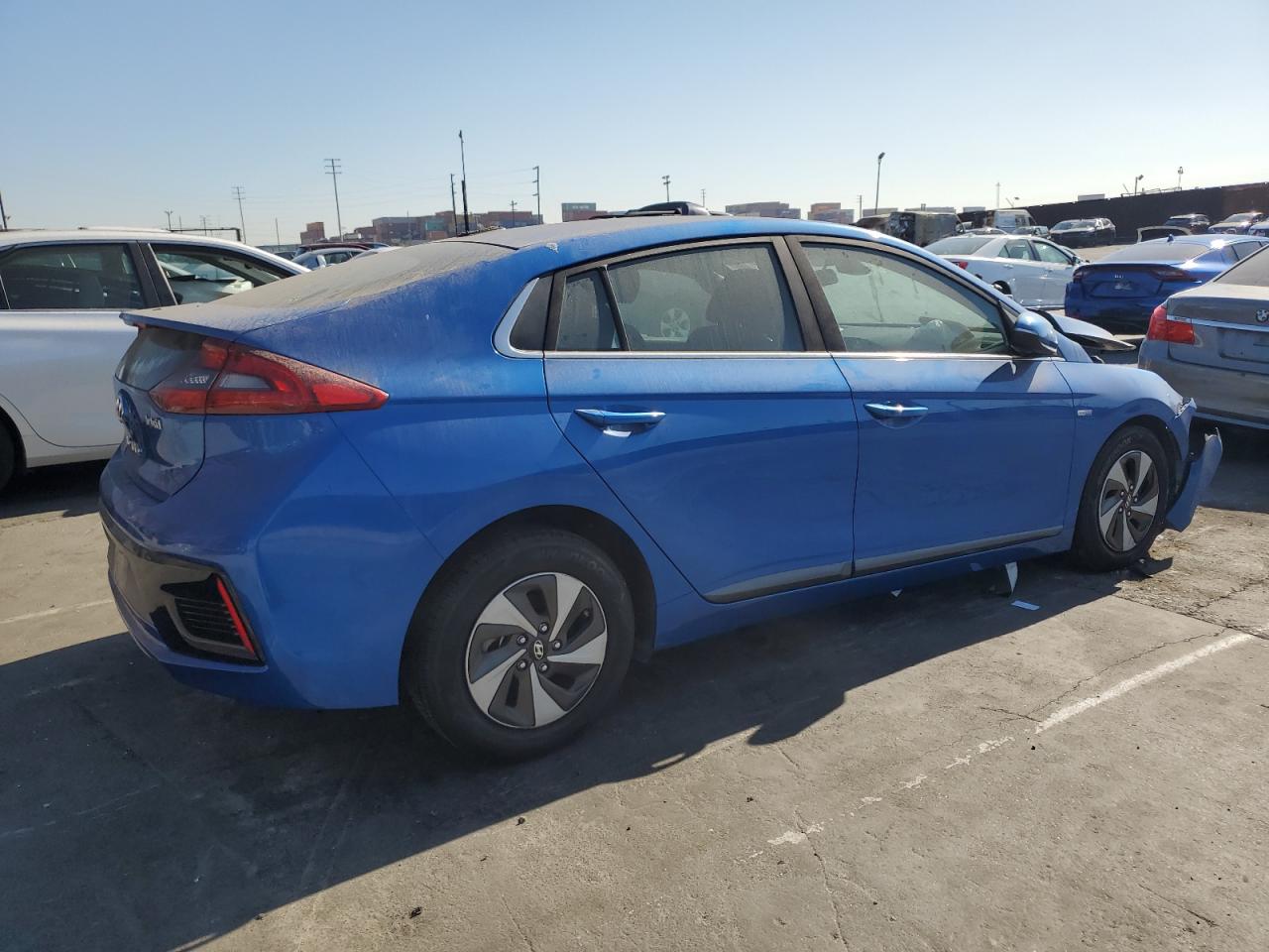 VIN KMHC75LC3JU061666 2018 HYUNDAI IONIQ no.3