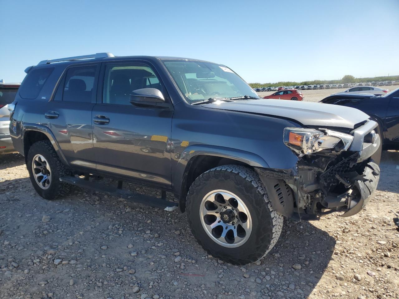 VIN JTEBU5JR6H5453489 2017 TOYOTA 4RUNNER no.4