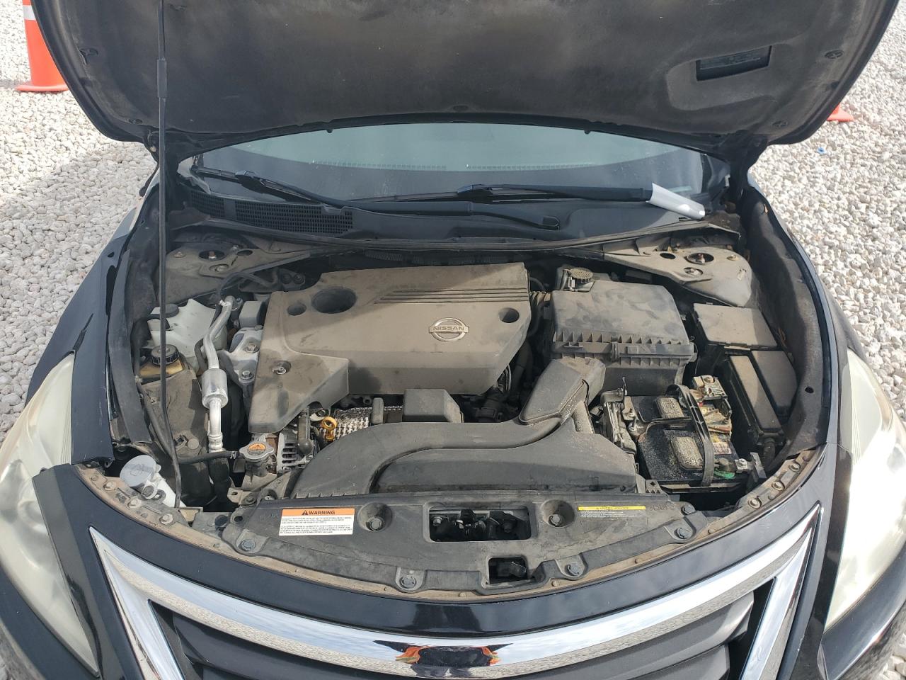 2013 Nissan Altima - Image 12