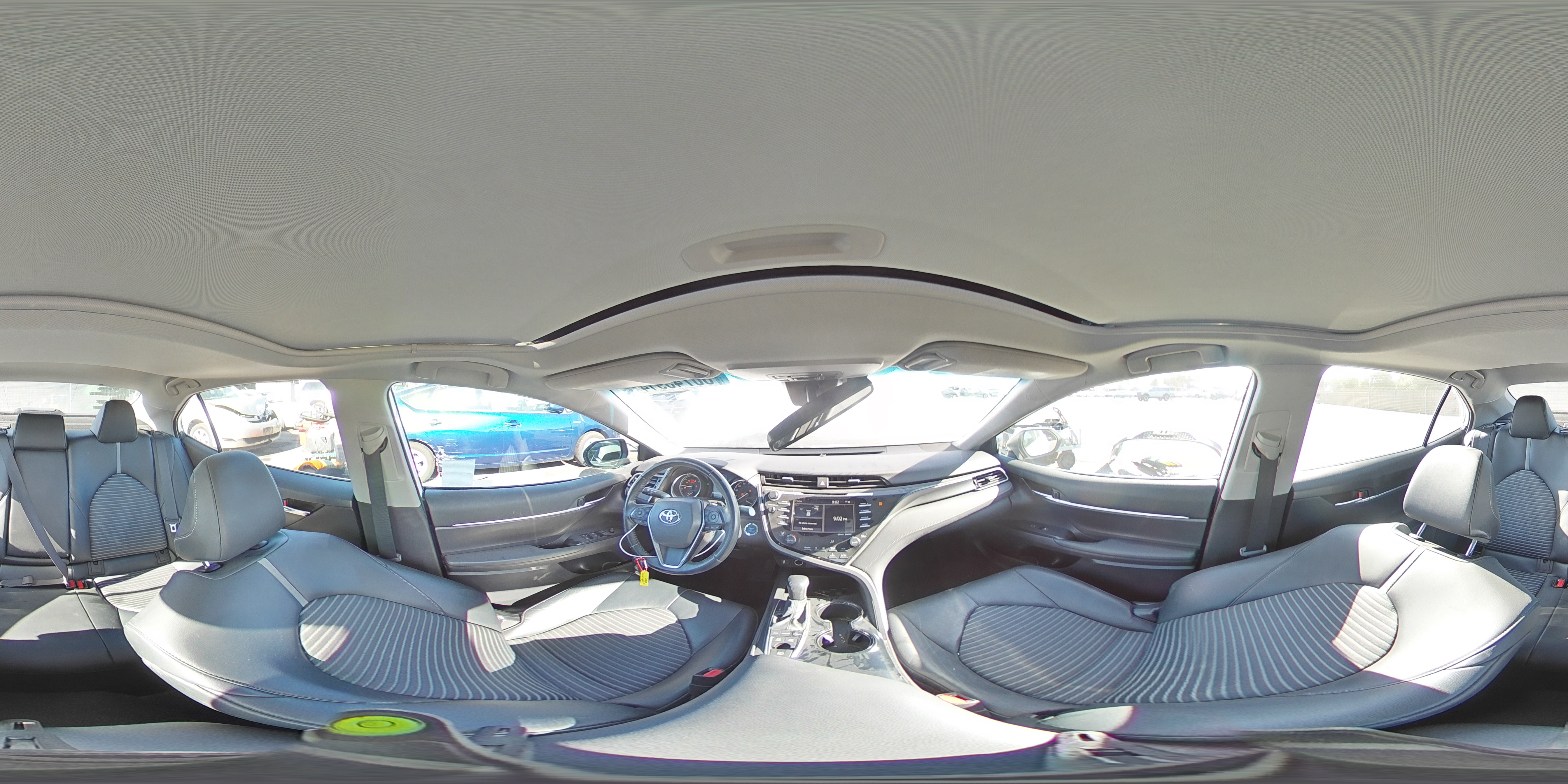 2020 Toyota Camry - Image 12