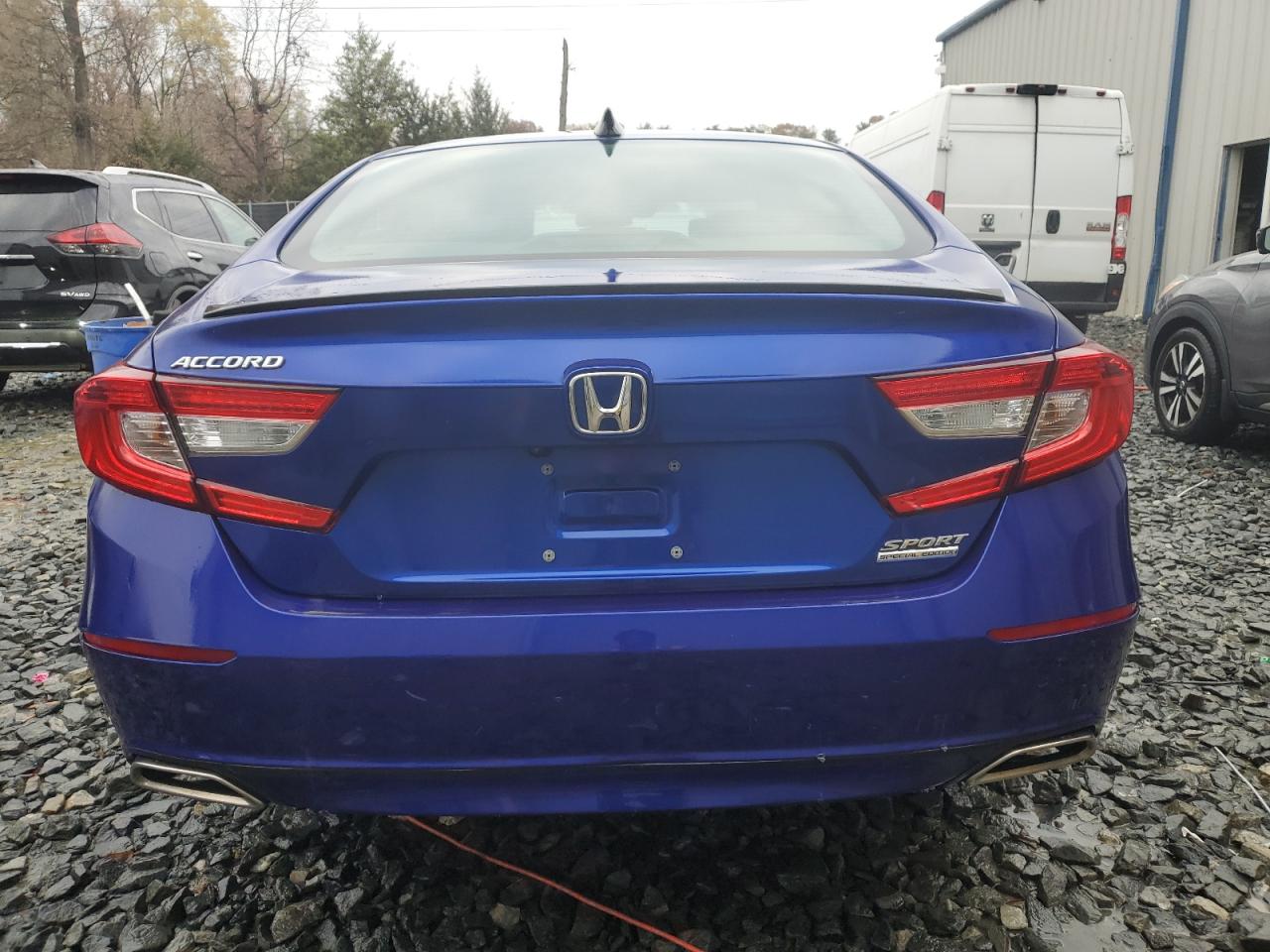 VIN 1HGCV1F43NA112440 2022 HONDA ACCORD no.6