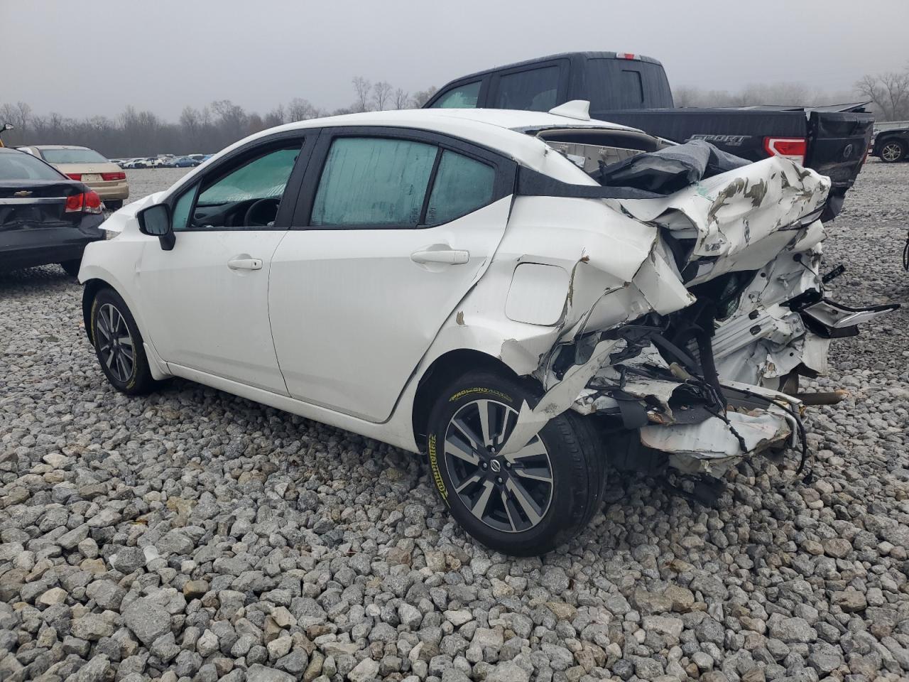 2021 Nissan Versa - Image 2
