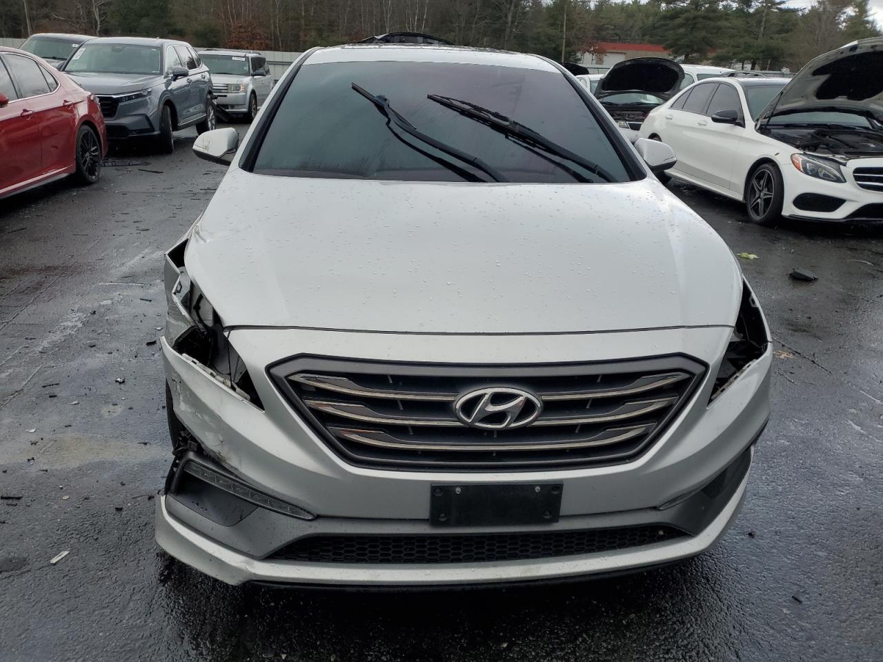 2017 Hyundai Sonata - Image 5