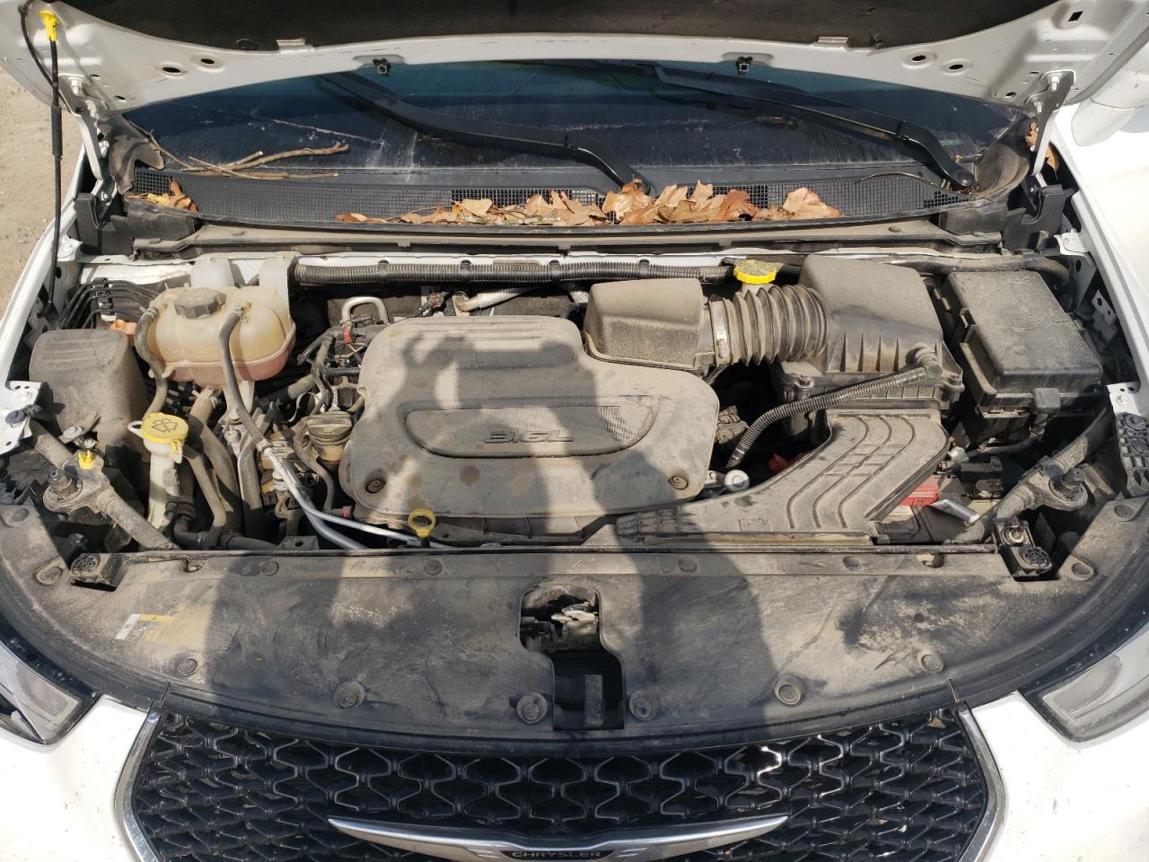 2021 Chrysler Pacifica - Image 13