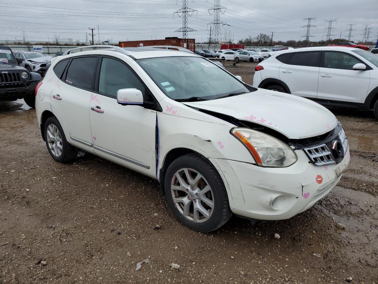 2013 Nissan Rogue - Image 4