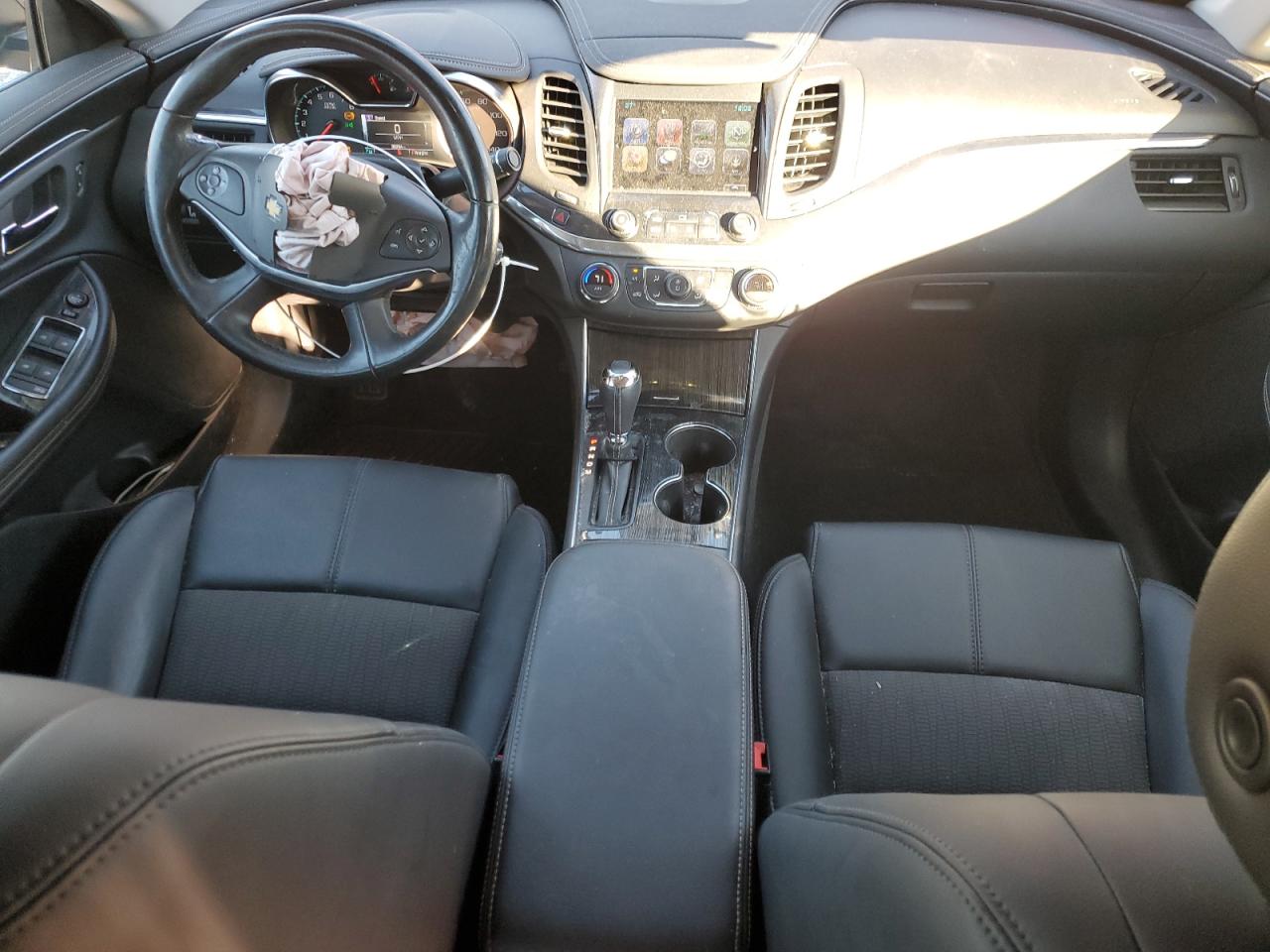 2017 Chevrolet Impala - Image 8