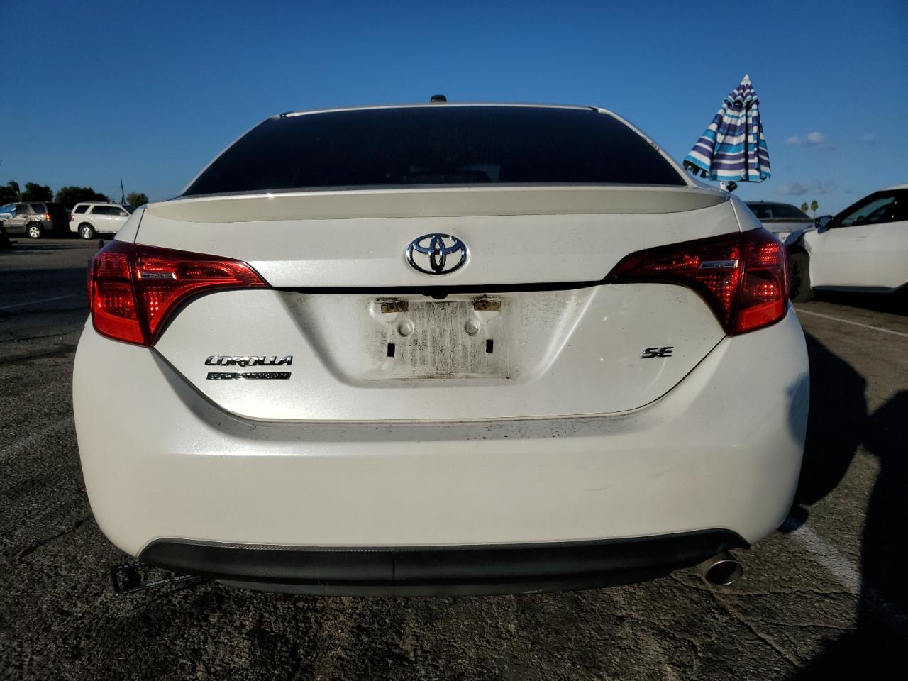 2017 Toyota Corolla L VIN: 5YFBURHE8HP627631 Lot: 79133604