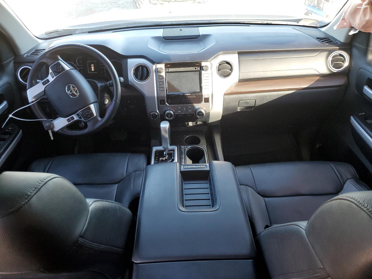 2018 Toyota Tundra - Image 8