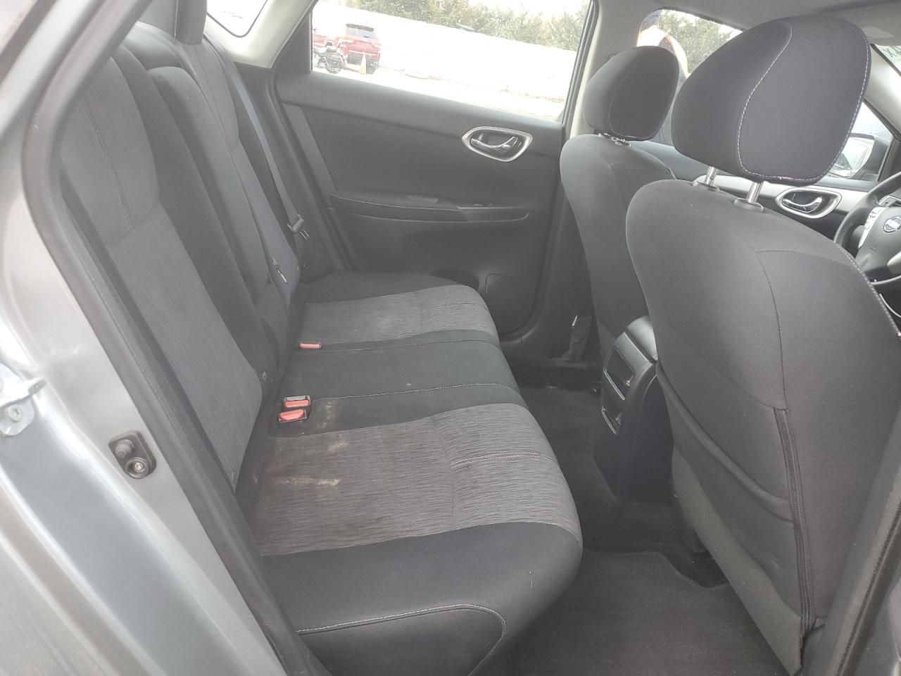 2014 Nissan Sentra - Image 10