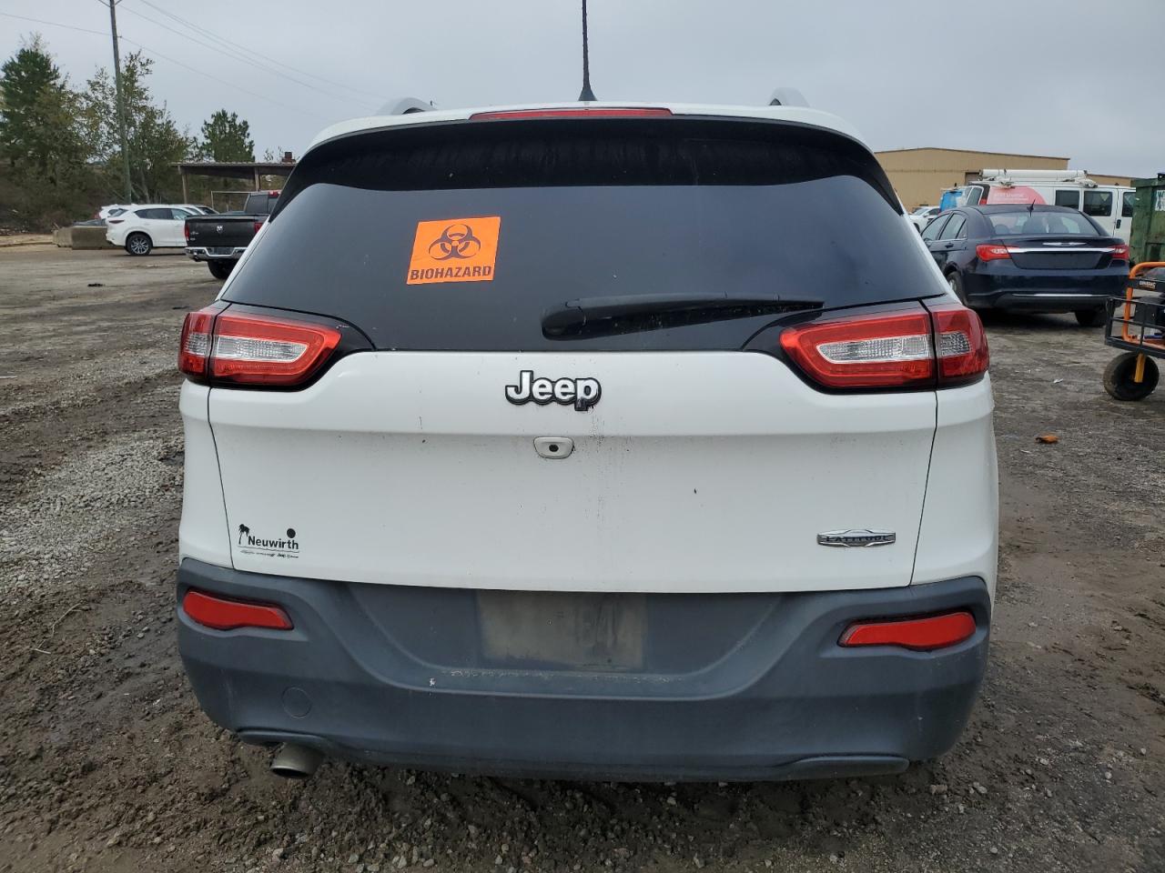 2018 Jeep Cherokee Latitude VIN: 1C4PJLCB9JD519374 Lot: 79945924