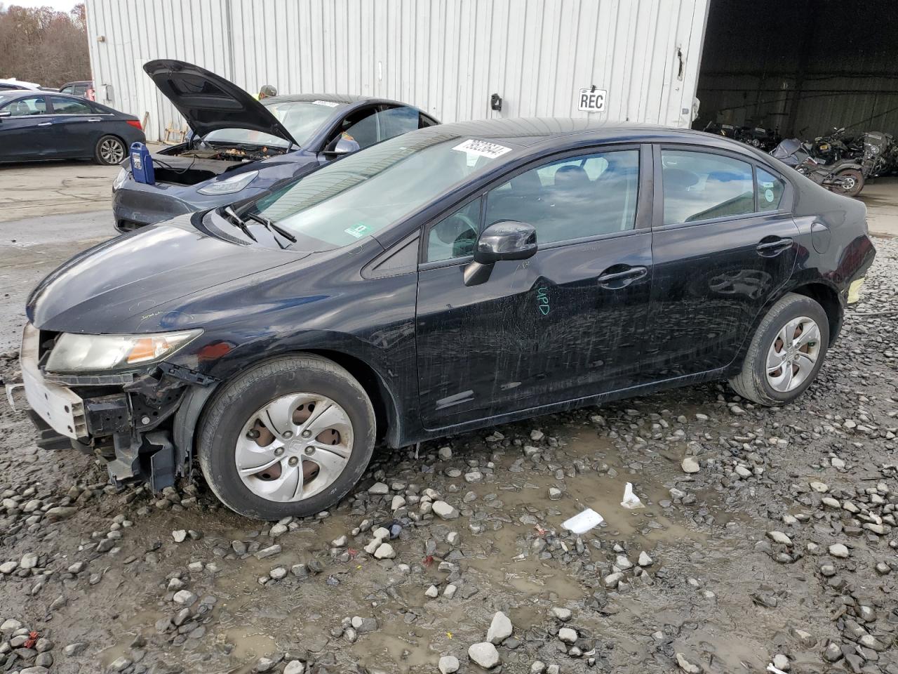 VIN 19XFB2F58DE293839 2013 HONDA CIVIC no.1