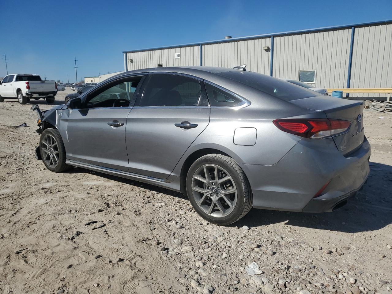 2018 Hyundai Sonata - Image 2
