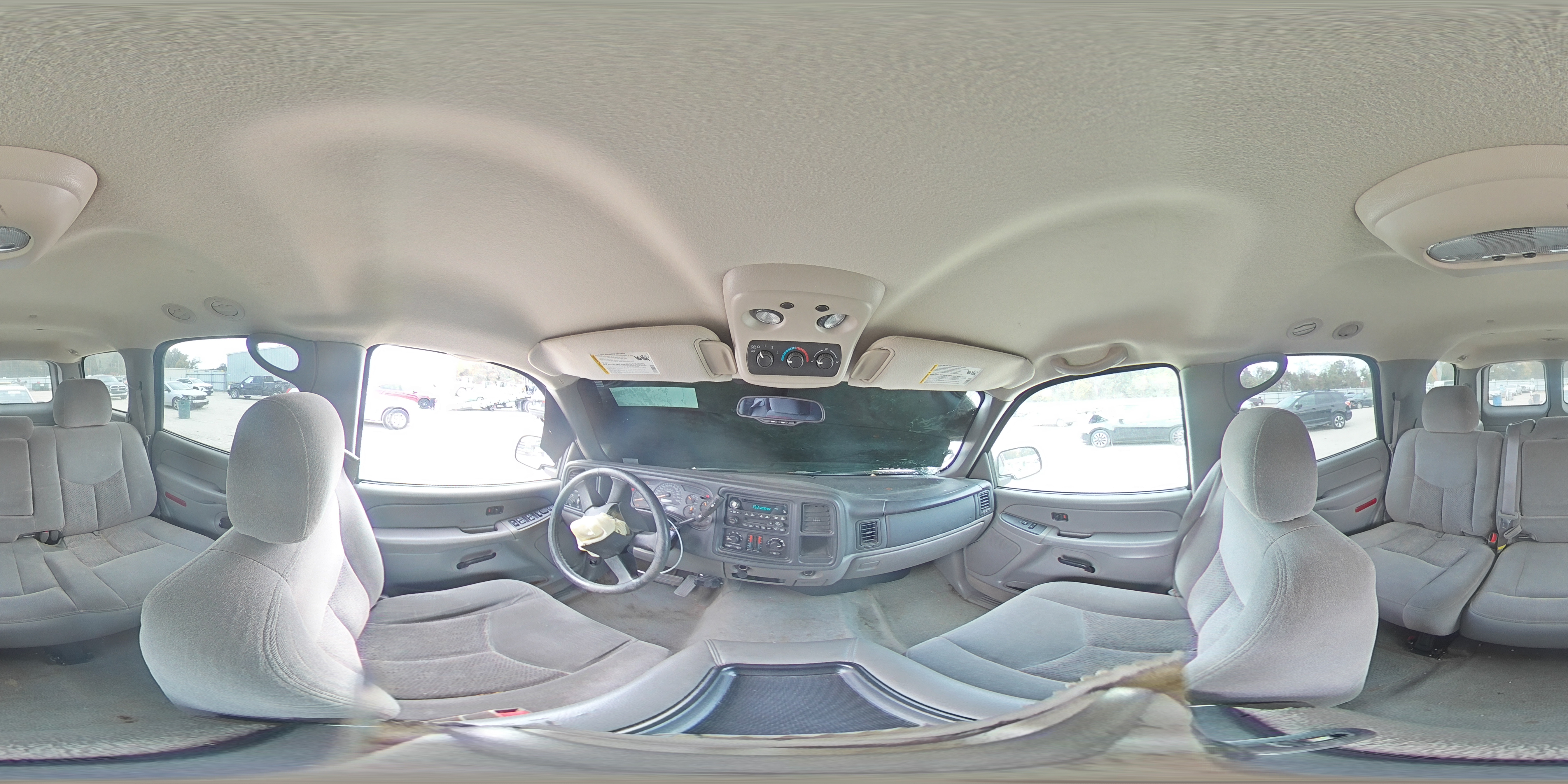 2004 Chevrolet Tahoe - Image 14