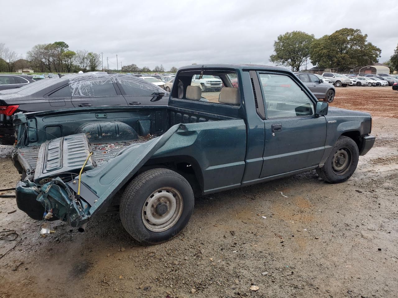 1993 Mitsubishi Mighty - Image 3