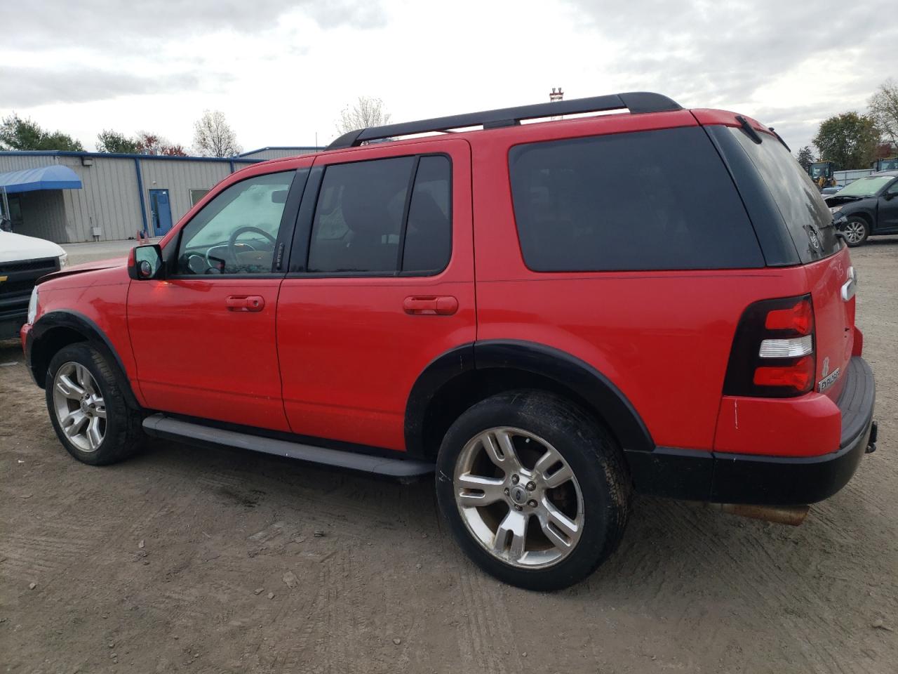 2010 Ford Explorer - Image 2