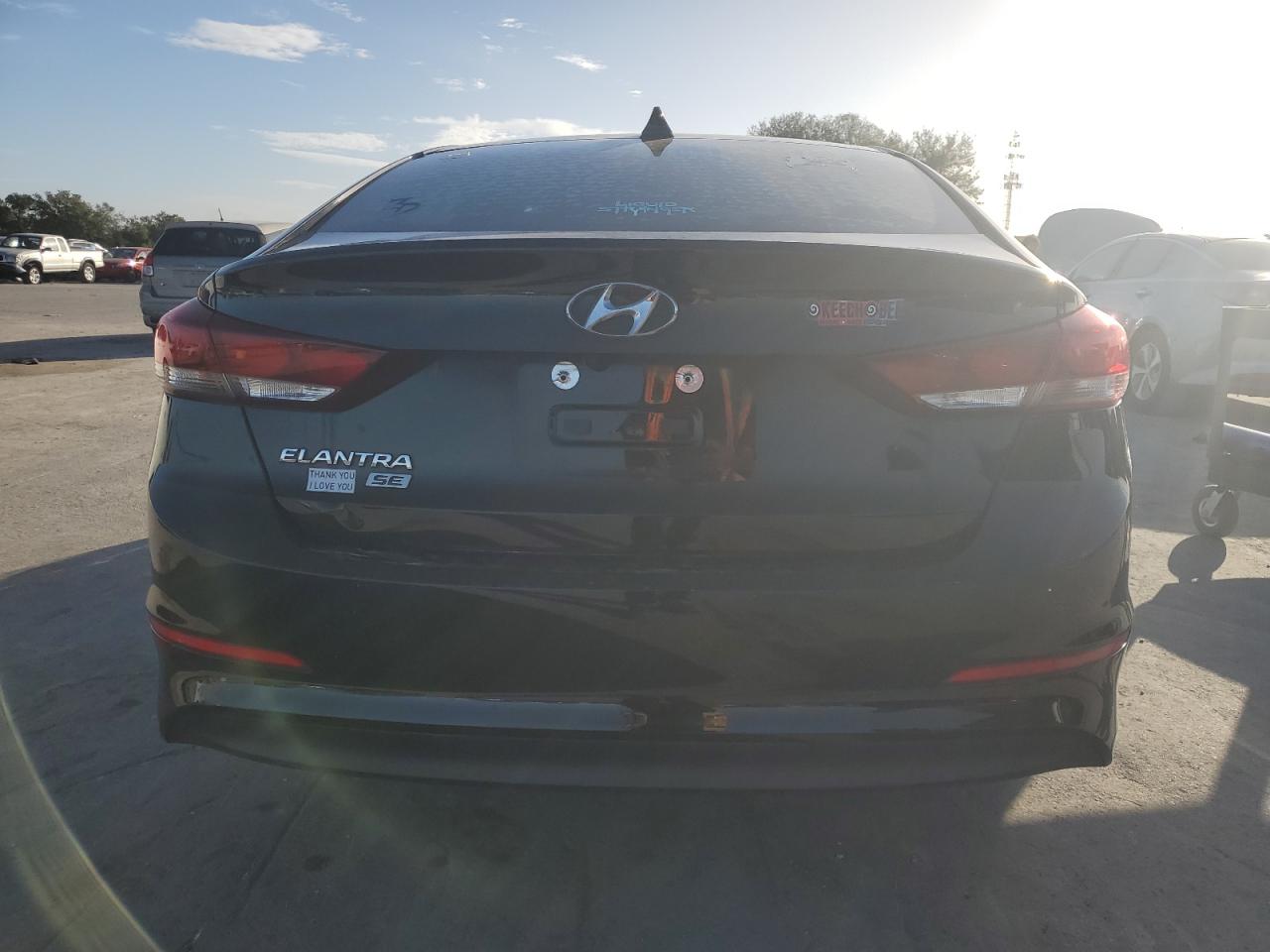 2018 Hyundai Elantra Se VIN: 5NPD74LF8JH382173 Lot: 80440074