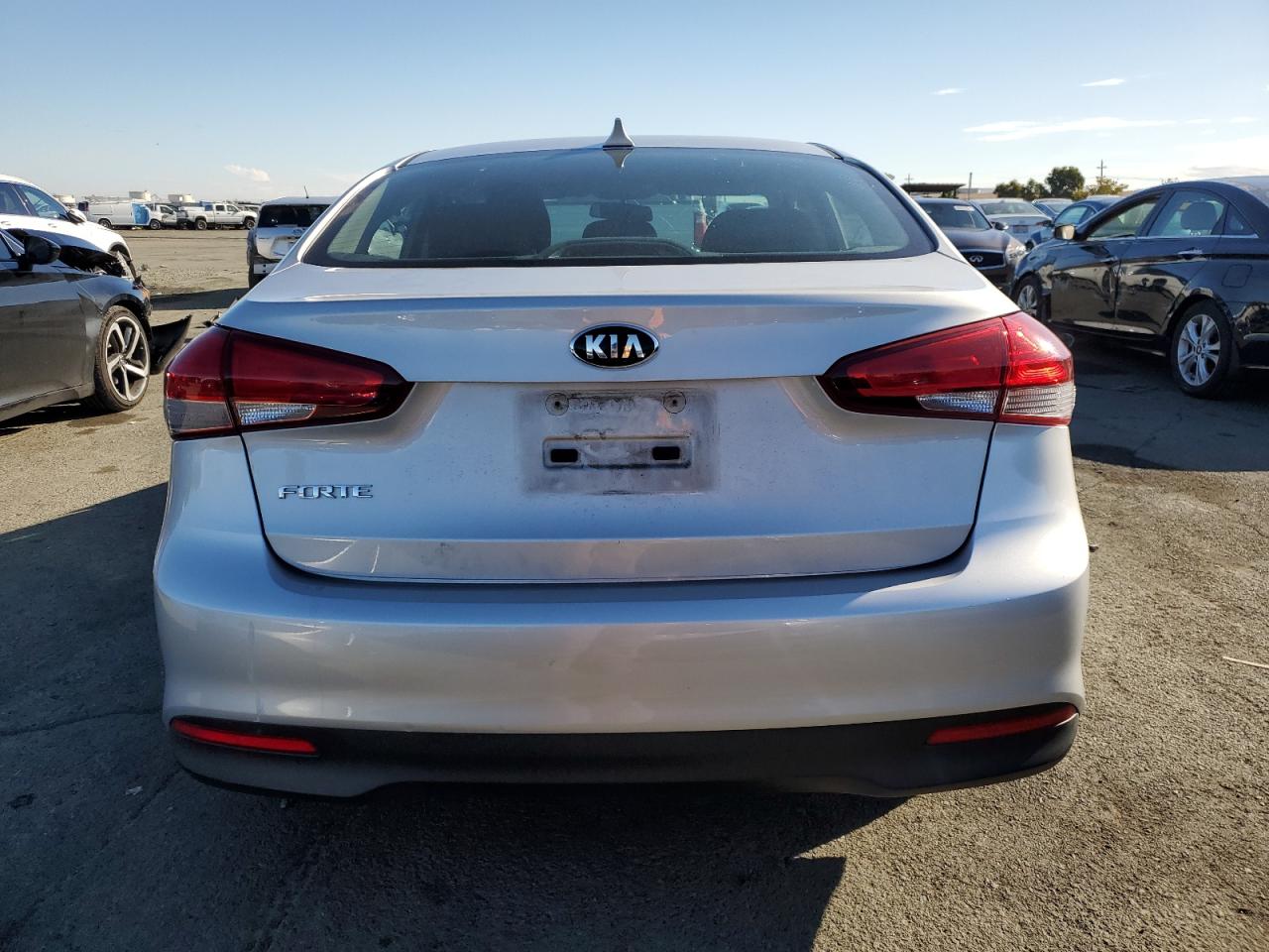 2018 Kia Forte - Image 6