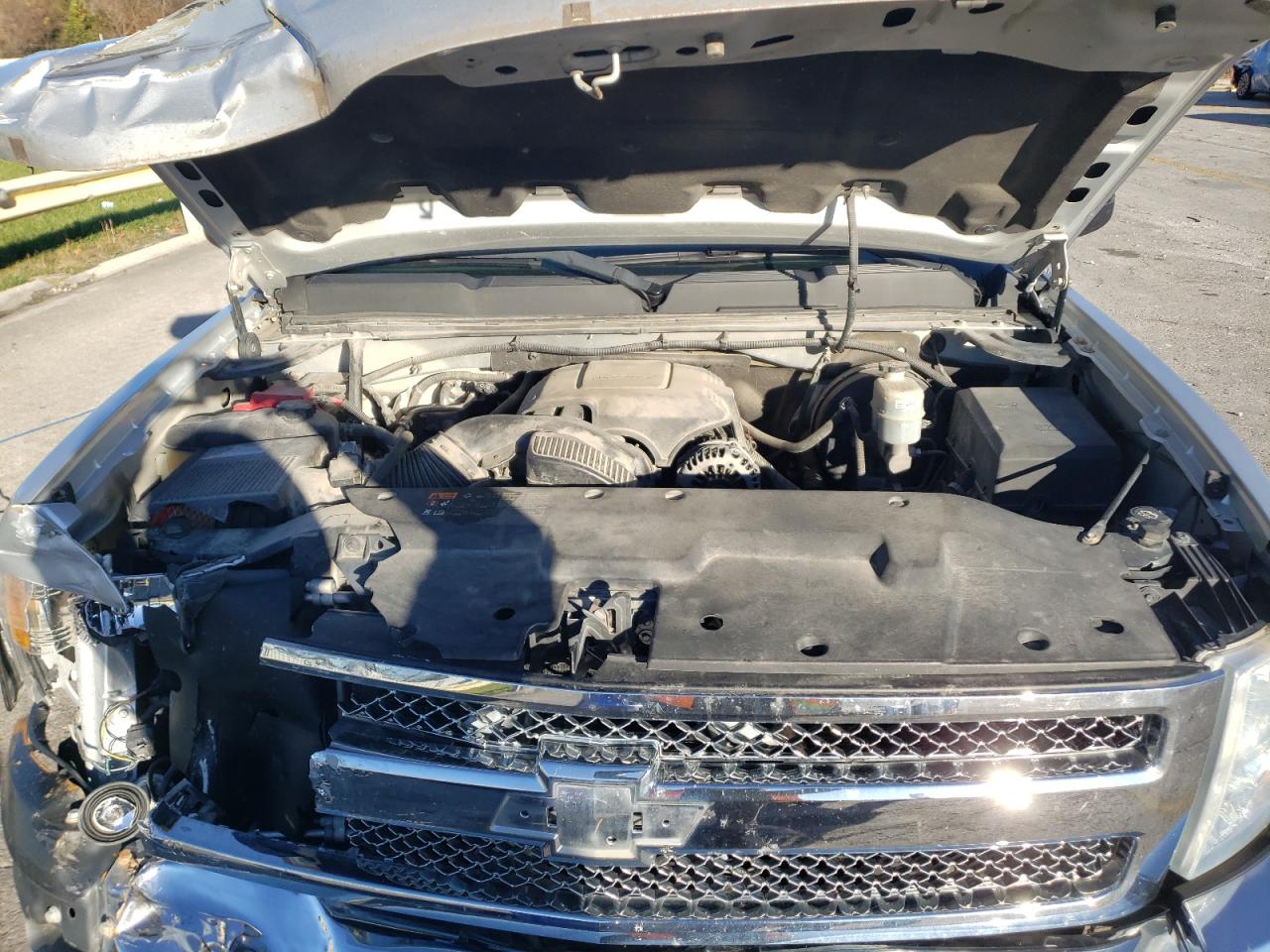 2012 Chevrolet Silverado - Image 11