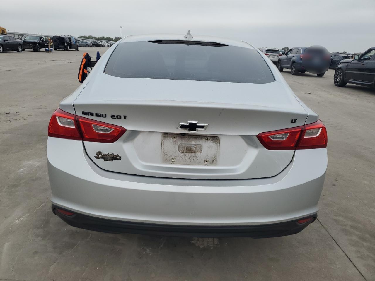 VIN 1G1ZD5ST9JF161289 2018 CHEVROLET MALIBU no.6